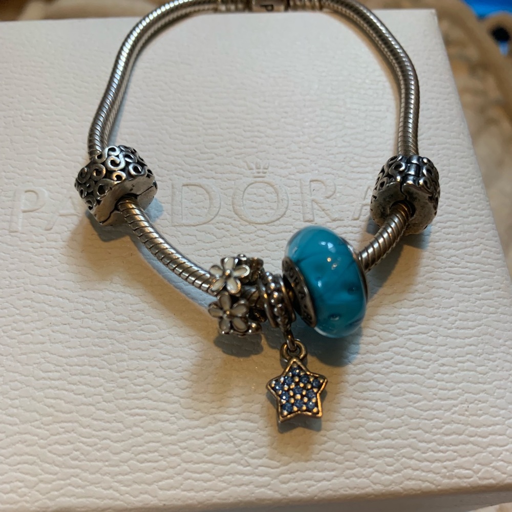 100% Authentic Pandora Charm Bracelet W Clips